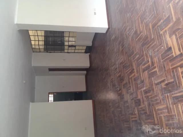ALQUILER DE CASA 1 ER PISO — foto 2
