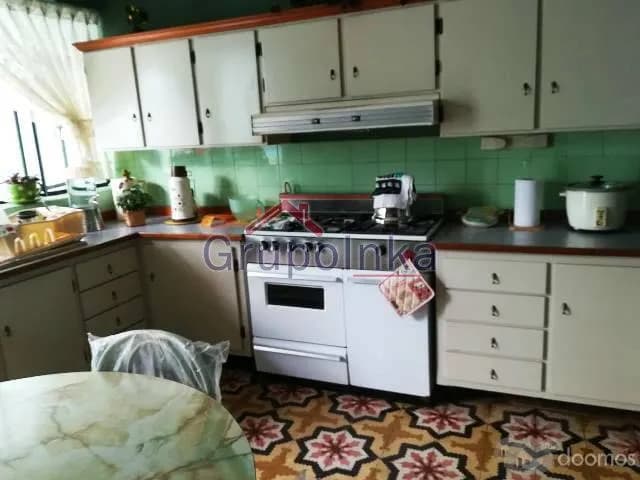 LINDA CASA FRENTE A PARQUE EN SAN MIGUEL — foto 4