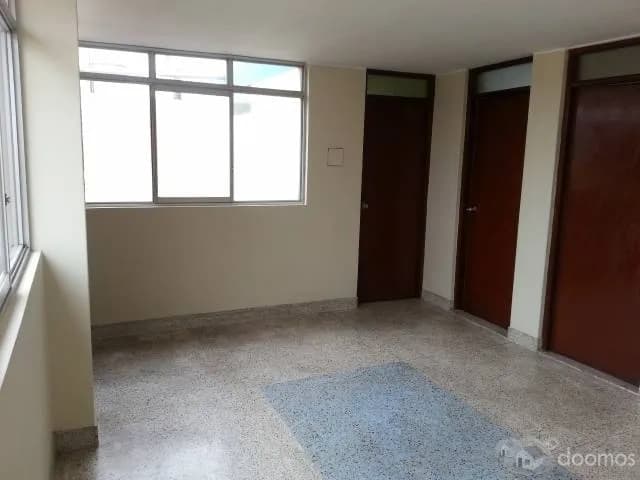 ALQUILER OFICINA / MINI DEPARTAMENTO — foto 4