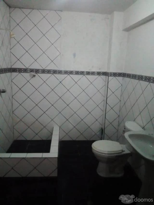 VENDO HERMOSA CASA DE 3 PISOS — foto 5