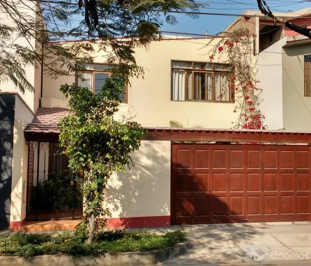 Casa en La Molina zona bancaria — foto 1