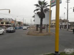 TERRENO COMERCIAL CRUCE DE AV. UNIVERSITARIA Y AV. 22 DE AGOSTO - COMAS