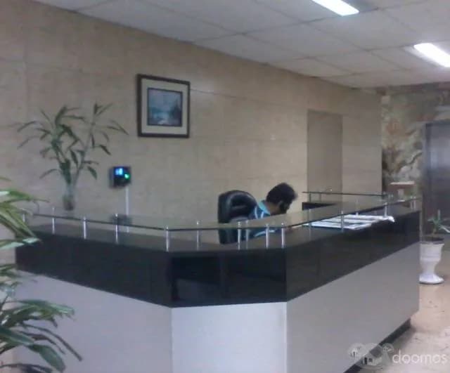 Alquiler Oficina - Edificio Corporativo — foto 3