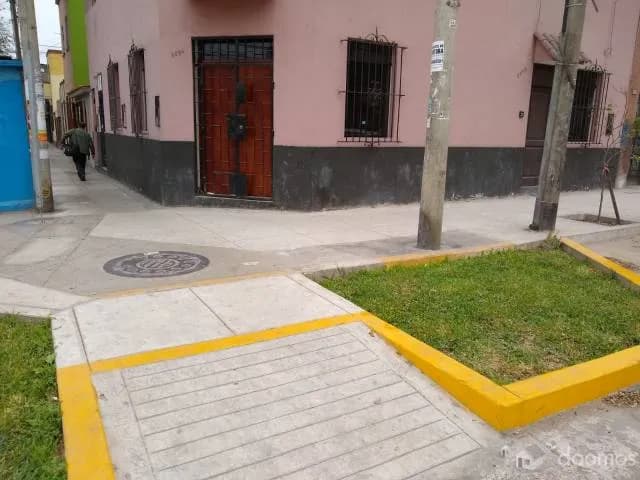 ALQUILO LOCAL COMERCIAL EN LINCE — foto 1