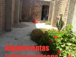 Se vende cas en san vicente de cañete en remate