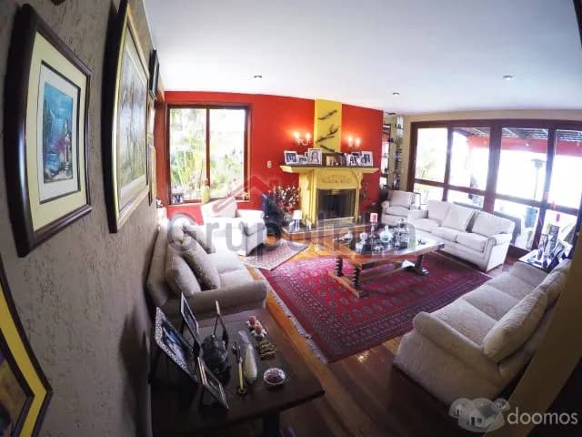 CASA CON AMPLIO JARDÍN SOL DE LA MOLINA SEIS DORMITORIOS CINCO COCHERAS — foto 3