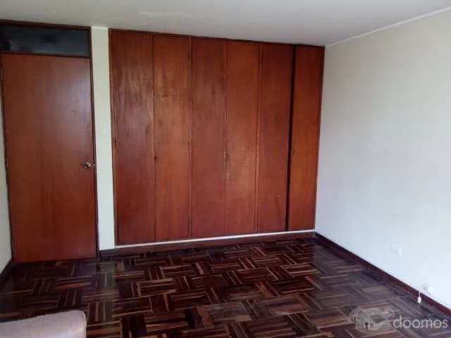 Venta Casa frente a Parque - Surco — foto 3