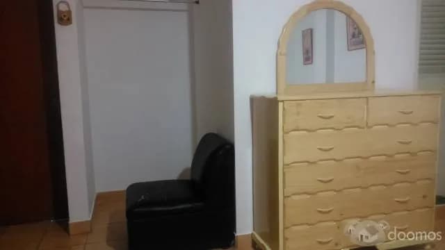 ALQUILO HABITACIÓN AMOBLADA CON BAÑO PROPIO EN LA MOLINA — foto 4