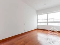 EXCLUSIVO DEPARTAMENTO CON VISTA AL GOLF