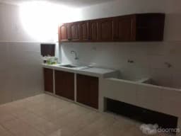 DEPARTAMENTO 3ER PISO FRENTE A PARQUE. FAMILIA CRISTIANA
