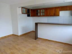 alquilo departamento de 2 dormitorios 90 m2; 2° piso $590 - Surco