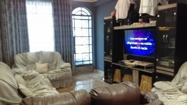 VENTA DE CASA LOS LAURELES DE OQUENDO — foto 2