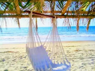 VENTA DE CASA HOTEL FRENTE AL MAR - PLAYA BONANZA ZORRITOS