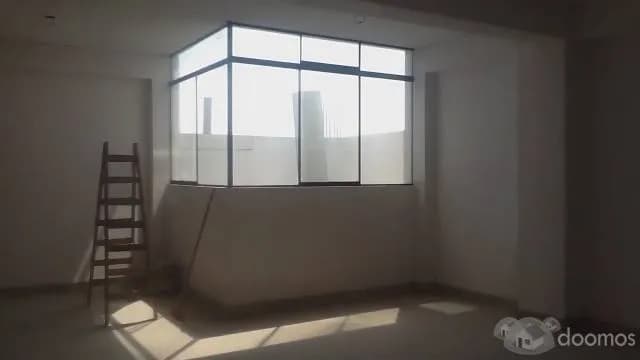 LOCAL COMERCIAL 200MTS2 EN SAN JUAN DE MIRAFLORES — foto 6