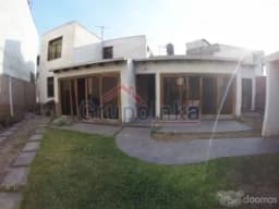 AMPLIO TERRENO  EN SANTA PATRICIA LA MOLINA 320 M2