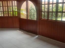 CASA EN ESQUINA EN LAS LOMAS DE LA MOLINA