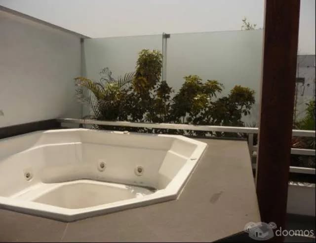 AMPLIO PENT-HOUSE EN CHACARILLA SAN BORJA — foto 2