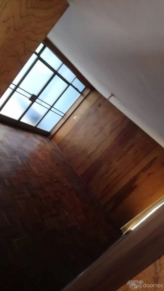 AMPLIA CASA EN EL CENTRO DE LA CIUDAD — foto 2