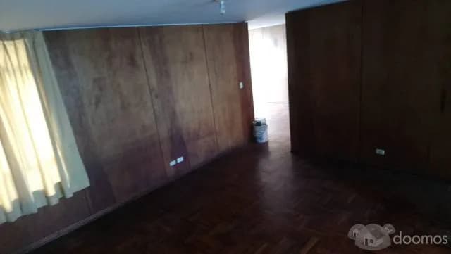 AMPLIA CASA EN EL CENTRO DE LA CIUDAD — foto 7