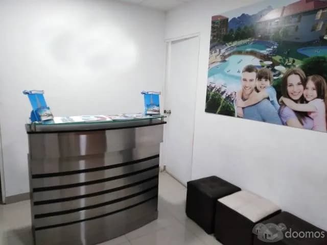 Alquilo Oficina en Edificio Empresarial — foto 2