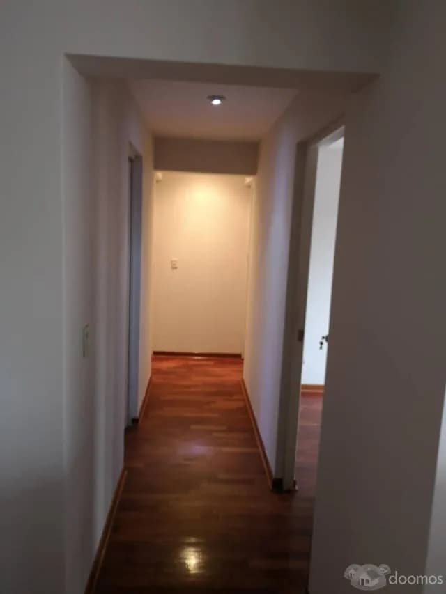 DPTO. CON 3 DORMITORIOS . 83 MT 2. CON BASTANTE ILUMINACIÓN — foto 4