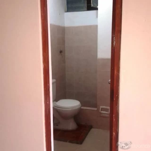 ALQUILO DPTO. SEGUNDO PISO — foto 5