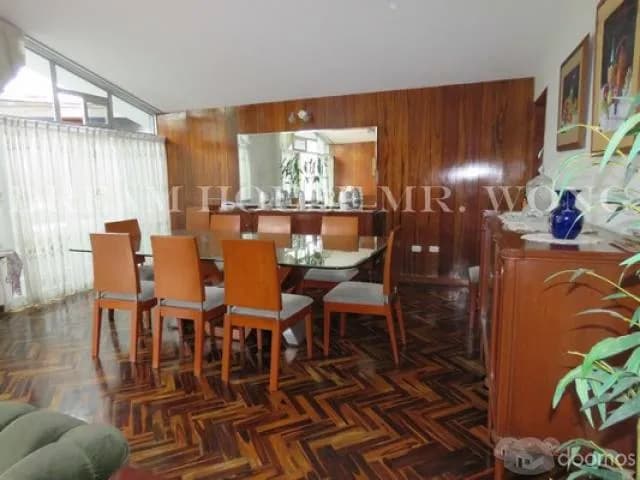 VENDO AMPLIA CASA DE DOS PISOS EN SAN BORJA SUR — foto 3