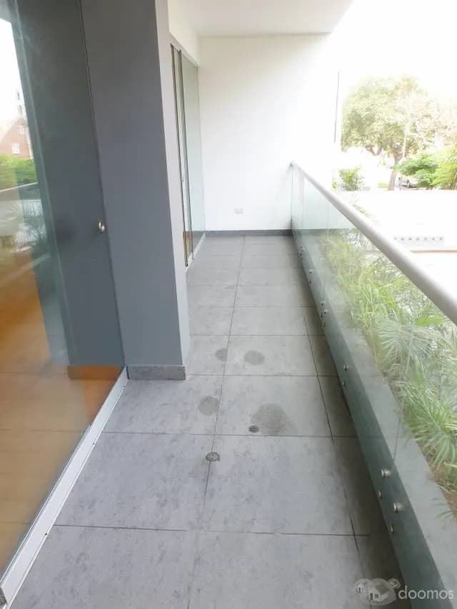 Alquiler San Isidro Dpto. 3 Dorm., Balcón - US $2,200 — foto 2
