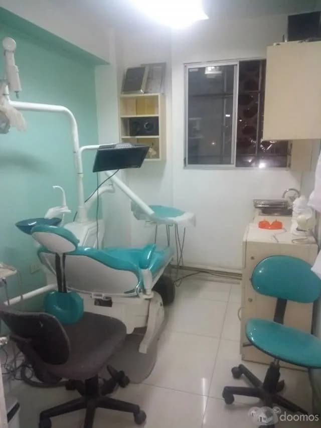 ALQUILER CONSULTORIO DENTAL s/500 — foto 1
