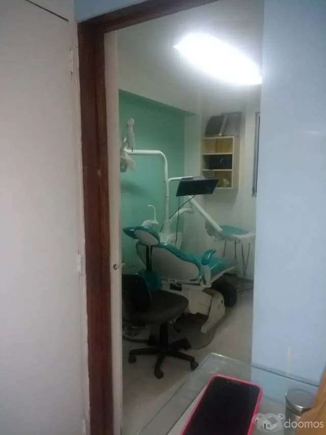 ALQUILER CONSULTORIO DENTAL s/500 — foto 3