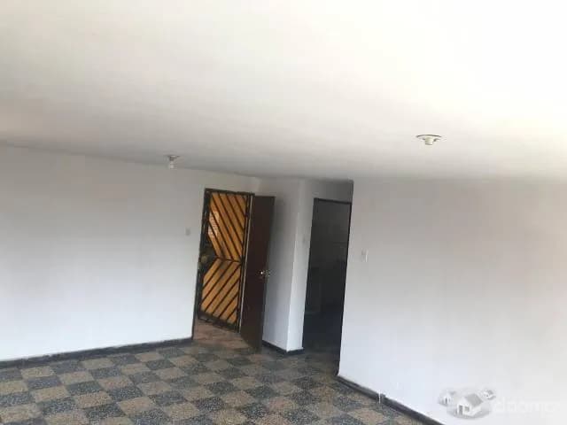 Alquilo Departamento en Segundo Piso — foto 1