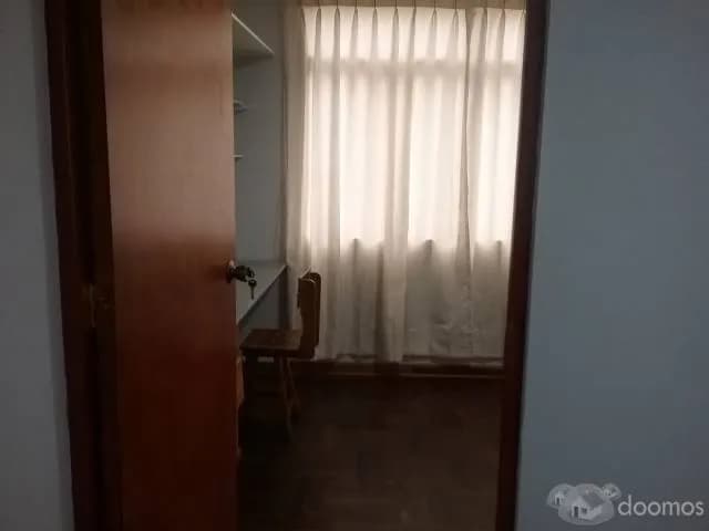 Centrico Apartamento en Miraflores, 3 dormitorios, dos banos. — foto 1