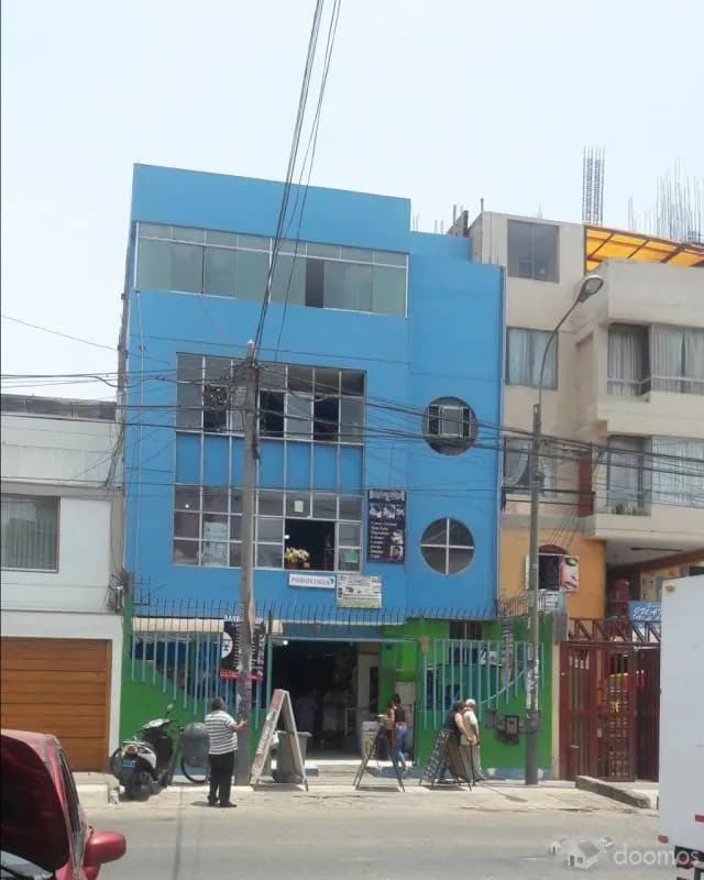 VENTA DE LOCAL COMERCIAL EN PUEBLO LIBRE — foto 1