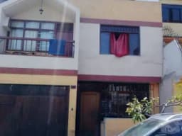 REMATO 3 DEPARTAMENTOS EN LOS OLIVOS
