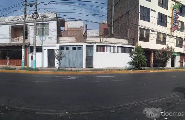 SE VENDE PROPIEDAD EN BOULEVARD DE LOS OLVIOS — foto 3