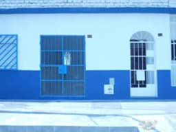 OCASIÓN HERMOSA Y ACOGEDORA CASA CHALET - CON AMPLIO TERRENO PARA CONSTRUIR
