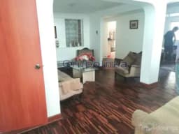 FABULOSO DEPARTAMENTO MAS AIRES  UBICADO EN BUENA ZONA COMERCIAL