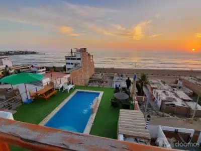 Alquilo Casa de Playa Huanchaco Trujillo con Piscina Vista al Mar