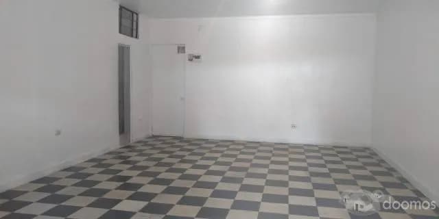 ALQUILER DE LOCAL — foto 1