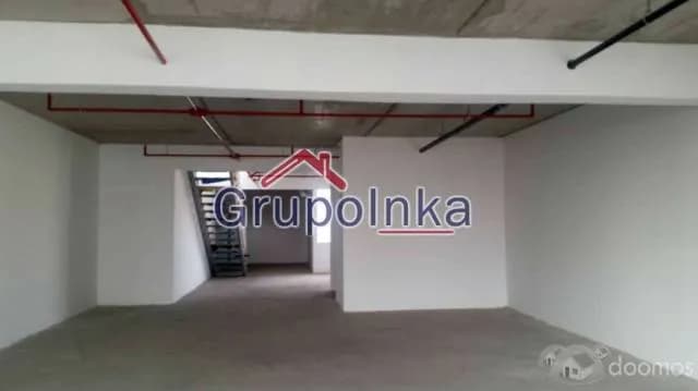 EXCELENTE OFICINA DUPLEX EN LA AVENIDA EL EJERCITO — foto 5