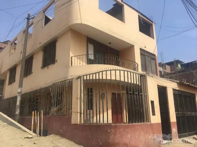 VENTA DE CASA  - S.J.L. — foto 1