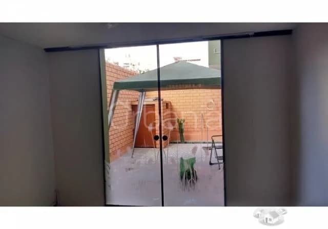 ALQUILO LINDA CASA EN PRIMER PISO CON COCHERA — foto 6