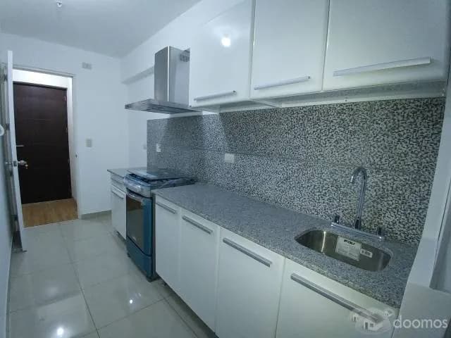 Departamento Con Amplia Cochera En Edificio Nuevo Duplo — foto 8