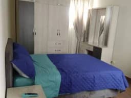 ALQUILER DE HABITACION AMUEBLADA EN ESTRENO PARA SEÑORITAS