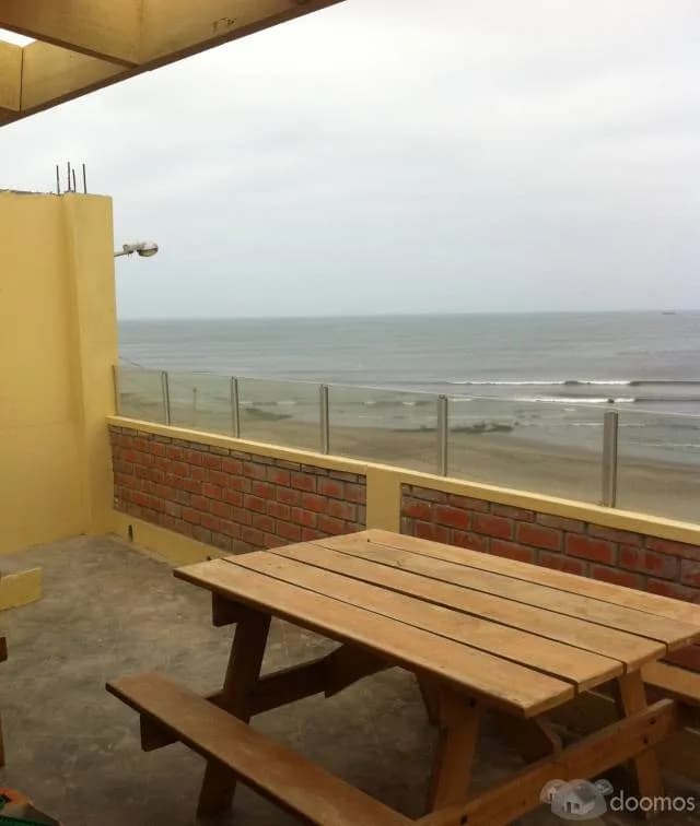 hostal frente de playa — foto 1