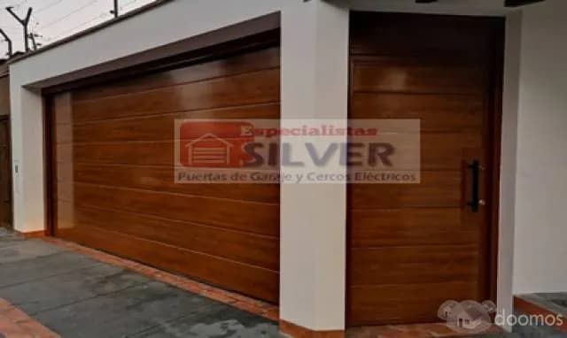 PUERTAS DE GARAJE- ESPECIALISTA SILVER — foto 1