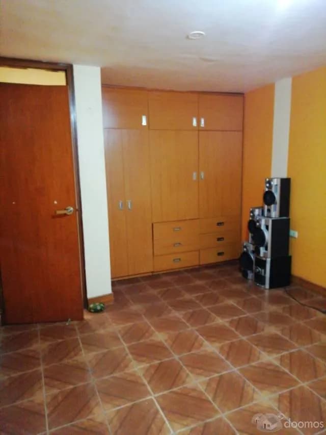 OCASIÓN ALQUILO CASA GRANDE POR VIAJE — foto 2