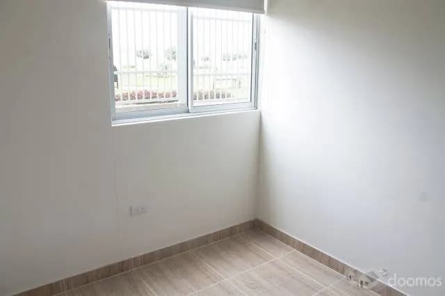 DEPARTAMENTO DE ESTRENO EN COMAS 100% EQUIPADO — foto 5