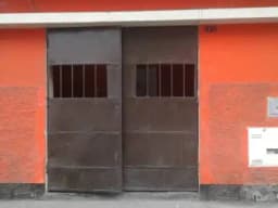 Alquilo local de 100m - Ideal para oficinas/boticas/mini market/Notaria- Lugar centrico
