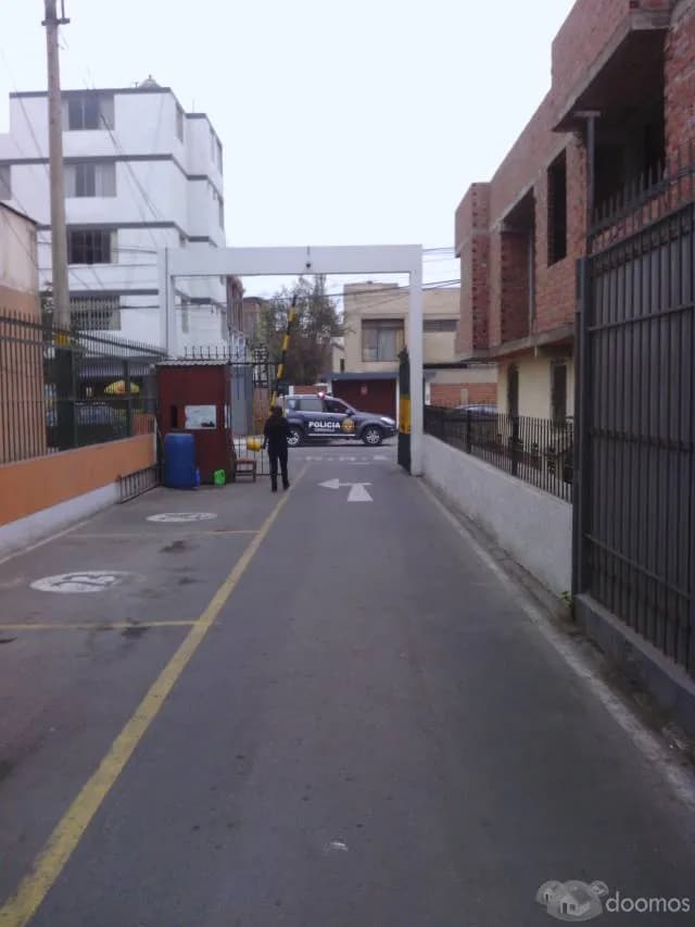 VENDO CASA SALAMANCA  ATE — foto 3